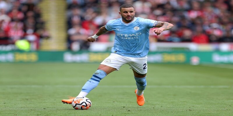 Vị trí và phong cách chơi của cầu thủ bóng đá Kyle Walker