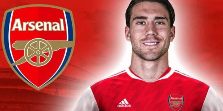 Arsenal – Tìm Kiếm Tiền Đạo Mới Để Khẳng Định Sức Mạnh